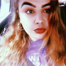 Stream Charlotte Sumner music