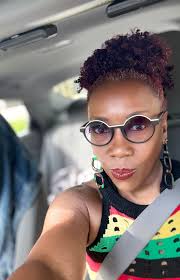 I love my hair!! I know y'all get tired of seeing me, but I can't help it  because photogenic keeps my hair looking beautiful every day!! Day six😍