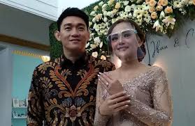 Menurut citra monica, ifan seventeen saat itu sedang bertamu di apartemennya untuk menumpang salat. Pernah Laporkan Ifan Seventeen Ke Polisi Ini Foto Mantan Suami Citra Monica Yang Punya Pabrik Uang Dengan Profesi Mentereng Semua Halaman Fotokita