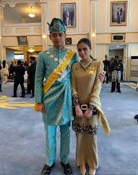 Tengku iman mahu light makeup but outstanding! Genap Setahun Comel Putera Sulung Tengku Puteri Iman Cucunda Ydp Agong Nona