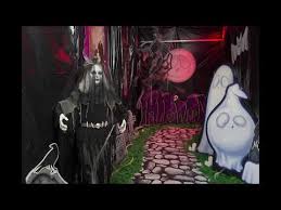 Our 2010 haunted house with ideas from instructables. Diy Haunted House 6 Ways To Make Your Home Spooky This Halloween