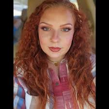 Laci Mullins (@spacieelacii) • Instagram photos and videos