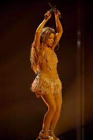 Shakira receives Video Vanguard Award at 2023 MTV VMAs, makes history - ABC  News