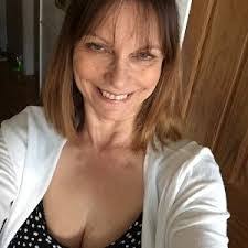 Kim Kimber's Instagram, Twitter & Facebook