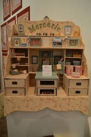 Une Fee D Hiver Miniatures Pour Maison De Poupee Cartonnage Idees De Recyclage