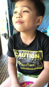 Josiah's own version of poem- “ Ako si gamay nga bata” To all tagalog  friends in london, ito yung meaning: “ Ako ay maliit na bata” Ako ay maliit  na bata Ako