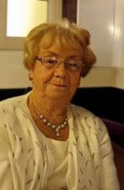 Donna Hannan's Instagram, Twitter & Facebook