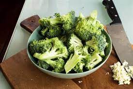 Bercakap mengenai makanan , ramai wanita bekerjaya yang mencari makanan diet yang sesuai dan senang didapati untuk diet seharian dalam memfokuskan penurunan berat badan. Makanan Untuk Diet Pankreas Makanan Yang Harus Dihindari Dan Dikonsumsi Ketika Diet Kerusakan Permanen Pada Organ Ini Akibat Pankreatitis Kronis Dapat Mengganggu
