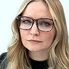 Such a Small World" So... let's do girl chat (Episodio de TV 2015)