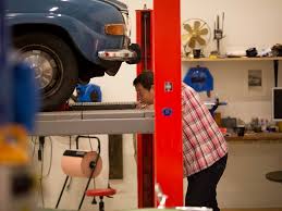 Vintage garage, un wheeler dealers en mieux? Check Out Tv Presenter Mike Brewer S Photo Gallery