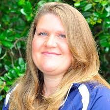 Jennifer Hyatt's Instagram, Twitter & Facebook