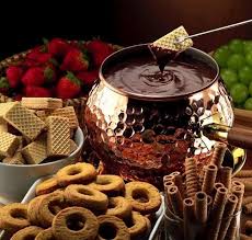 Fondue Au Chocolat Reinventee Chocolate Fondue Recipe Chocolate Fondue Fondue Recipes