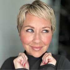 What therapists in the UCF area can help a freshman with ADHD and anxiety?