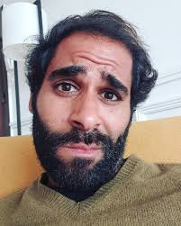 C'est la dernière tournée de Jeux de Société ! Je me suis entraîné à faire  ma plus belle tête de chien battu pour vous dire que vous allez me manquer.  En attendant,