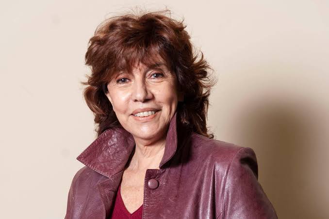 Nora Cárpena, siempre activa, desea regresar al teatro y no descarta volver  a enamorarse - LA NACION