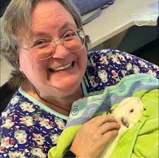 Sewing machine with a bigger throat area for quilting?