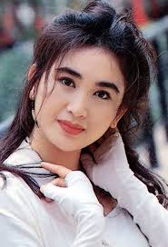 Những nhan sắc huyền thoại làm nên thời hoàng kim của điện ảnh Hồng Kông