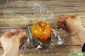 When you store candy apples you have to keep two different foods fresh: 3 Ways To Store Candy Apples Wikihow