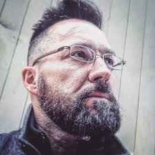 Amanda Sonnenberg's Instagram, Twitter & Facebook