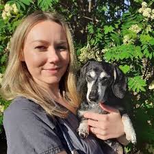 Anna Garvey (@GarveyVet)