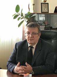 Şcolile din bucureşti vor fi închise vineri din cauza ninsorii și a viscolului. In Vrancea Nu Se Inchid Ècolile