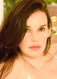 Molly Griffith's Instagram, Twitter & Facebook