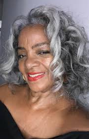 Louella Jones's Instagram, Twitter & Facebook