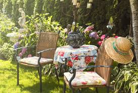 #dekorieren #dieser #gärten #ihren #mit #saftigen dinge zu beachten für jedes einen schönen garten grundprinzipien diy, basteln, selbermachen, deko, dekoration, gartendeko, gartendekoration Gartengestaltung Mit Metall 5 Ideen Plus Deko Tipps