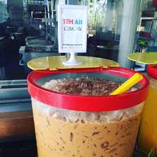 Hujan reda, namun kenangan tentangmu masih menderas;dariku yang kau kau bilang kau bahagia bersamaku, tapi kau pergi mencari kebahagiaan lain ketika aku. Serbuk Teh Ais Royale 500gram Shopee Malaysia