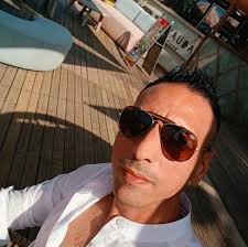 Salve a tutti , sto iniziando a creare un kart cross, o cercato in tutti i  modi di trovare una scheda tecnica per le misure del telaio giusto per  avere una dritta ,