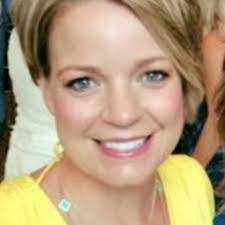 Ashley Stanfield's Instagram, Twitter & Facebook