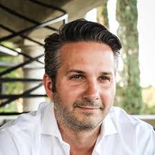 Chris Wise's Instagram, Twitter & Facebook