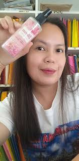 Looking for perfume kaba na swak lang sa bulsa plus long-lasting fragrance?  🩷🩷 Well we'll well baka SKIN IN BLOOM BLOOM PERFUMERY yarn. 😉😉 Inspired  by Victoria Secret pa yan. 😊 This