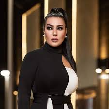 تحدثت الفنانة المصرية سمية الخشاب لأول مرة عن حقيقة زواجها من شاب لبناني يصغرها وقالت الفنانة سمية الخشاب إن تلك الأخبار التي انتشرت حول هذا الأمر غير صحيحة، نافية. Ø³Ù…ÙŠØ© Ø§Ù„Ø®Ø´Ø§Ø¨ ÙÙŠ Ø§Ø­Ø¯Ø« Ø§Ø·Ù„Ø§Ù„Ø© Ù„Ù‡Ø§ ØªØ¨Ù‡Ø± Ø§Ù„Ø¬Ù…Ù‡ÙˆØ±