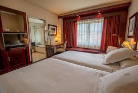 Andalucía andaluˈθi.a) is the southernmost autonomous community in peninsular spain.it is the most populous and the second largest autonomous community in the country. Hotel Andalucia Center Granada Aktualisierte Preise Fur 2021