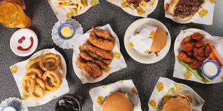 خدمة التوصيل من جوني روكتس في السعودية هنقرستيشن