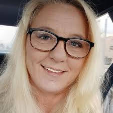 Janie Lowe in people