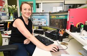 Offspring The Wrong Girl Scriptwriter Returns To Dubbo To Share Her Story Daily Liberal Dubbo Nsw