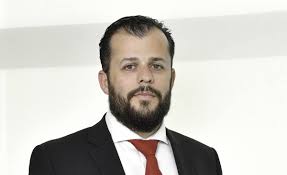 Cei doi nu se suportă, iar fratele artistei își acuză cumnatul că îi interzice să își vadă nepotul. Mircea CotigÄƒ Se Va AlÄƒtura Echipei Citr Group Ordinea Zilei