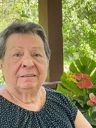 My mother's family loved Niagara Falls. I do too; we last visited in June  of 2016. This visit was from circa 1936. It's the Peter Perry Jones family  of Forty Fort PA