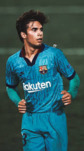 Ricard riqui puig martí is a spanish professional footballer who plays for barcelona as a central midfielder. Tf Sport Edit On Twitter Riqui Puig Wallpaper Puig Barcelona