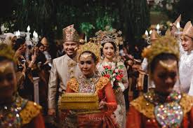 We did not find results for: Manis Manis Lucu Pantun Dalam Prosesi Pernikahan Adat Melayu