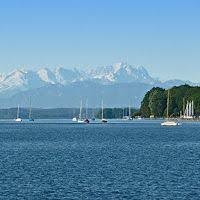 Beautiful View Over Lake Starnberg In Upper Bavaria Blick Uber Den Starnberger See In Oberbayern Starnberger See Starnberg Schone Orte