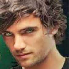 Ale Ibarra (@Ale_50sombras)