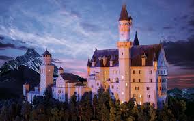 This is one of the three castles that were built by order of the crazy king ludwig ii. Schloss Neuschwanstein Miniatur Wunderland Hamburg