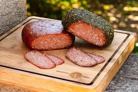 Die Brettsalami Auch Salamitaler Ist Die Ideale Salami Fur Den Anfanger Am Raucherofen Weil Sie Wenig In 2020 Wurstchen Wurst Selber Machen Mettwurst Selber Machen