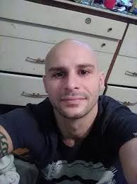 Serial burglar wanted in Baden