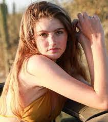 Nicole Nokes's Instagram, Twitter & Facebook