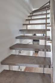 Es soll eine holztreppe werden in weiß mit braunen stufen und braunem handlauf. Offene Treppen Verkleiden Oder Renovieren Lehner Munchen