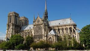 Faithful to victor hugo's classic novel. Catedrala Notre Dame De Paris Si Refacerea Unui Mit Piatraonline